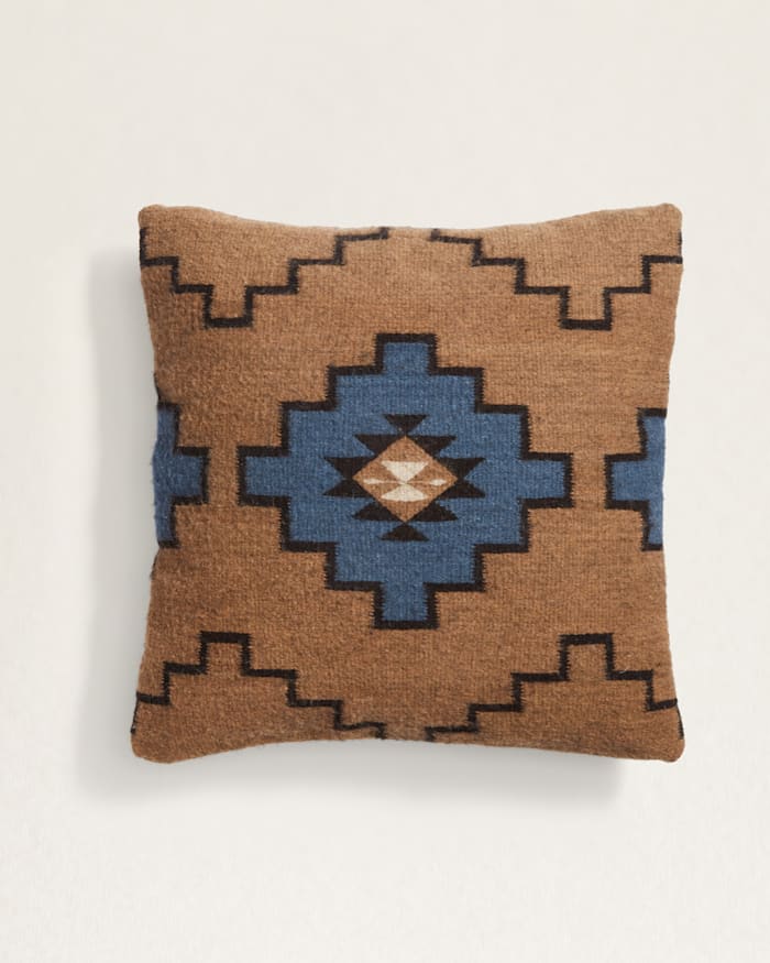 STEPS TO THE SKY TIERRA SQUARE PILLOW